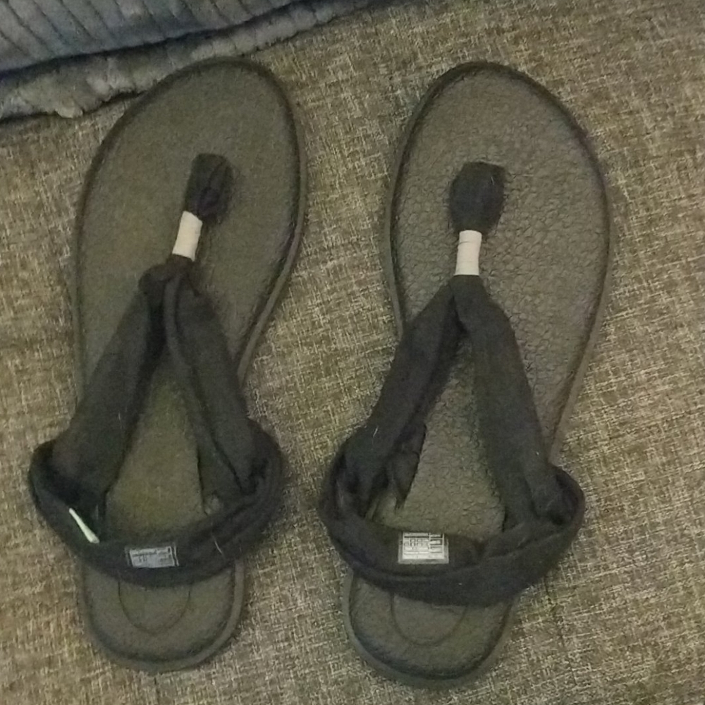 Black size 11 sanuk sandal
